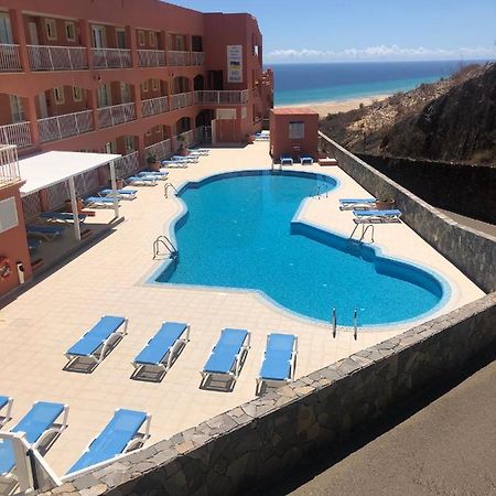 Beach Front Apartment With Stunning Ocean Views! كوستا كالما المظهر الخارجي الصورة