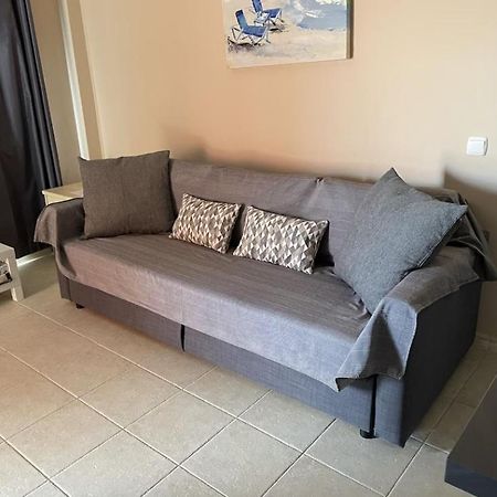 Beach Front Apartment With Stunning Ocean Views! كوستا كالما المظهر الخارجي الصورة