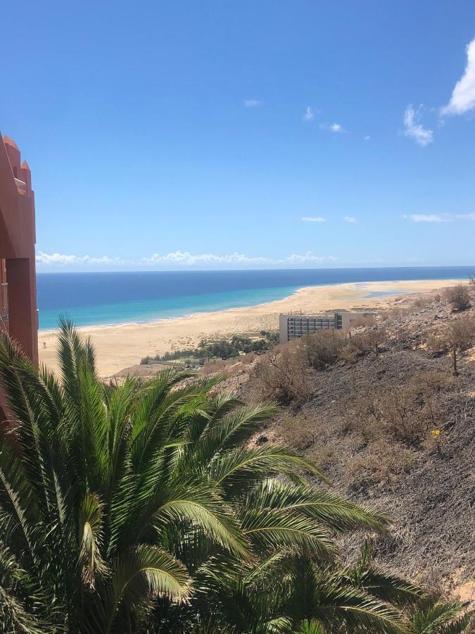 Beach Front Apartment With Stunning Ocean Views! كوستا كالما المظهر الخارجي الصورة